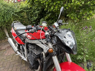 Lot 1990 Suzuki GSX-R1100L