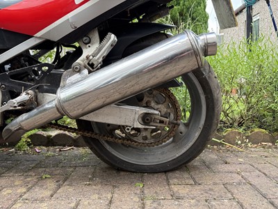 Lot 1990 Suzuki GSX-R1100L