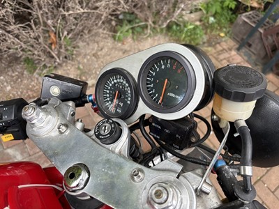 Lot 1983 Harris Magnum