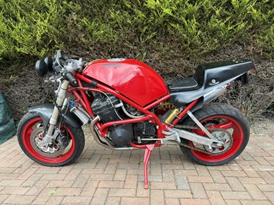 Lot 1983 Harris Magnum