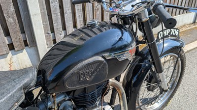 Lot 1953 Royal Enfield 350 Model G