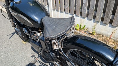 Lot 1953 Royal Enfield 350 Model G