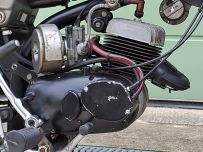 Lot 1975 Harley Davidson X90