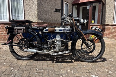 Lot 1925 Douglas CW/25