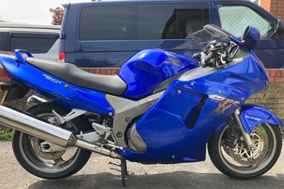 Lot 2000 Honda CBR1100XXY Blackbird