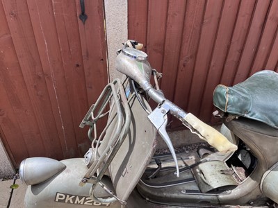 Lot 1952 Vespa Hoffmann B