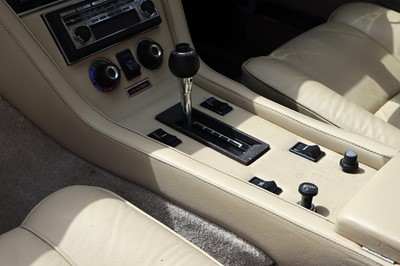 Lot 1971 Jensen Interceptor III
