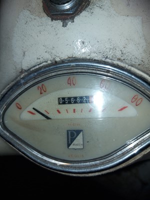 Lot 1966 Vespa SS180 Super Sport
