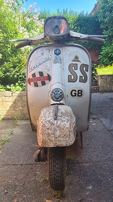 Lot 1966 Vespa SS180 Super Sport