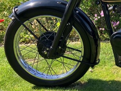Lot 1955 Velocette MAC