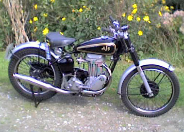 Lot 34 - 1950 AJS 16M Trials