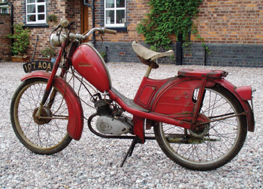 Lot 8 - 1959 Phillips Moped