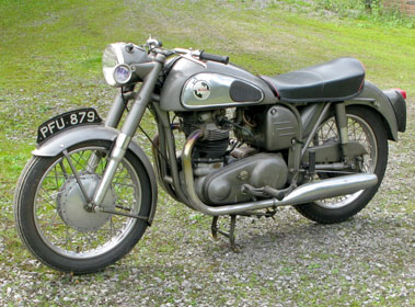 Lot 5 - 1957 Norton Dominator 99