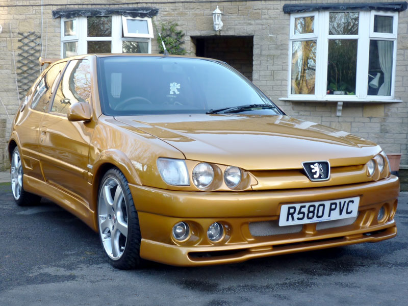 Lot 38 - 1998 Peugeot 306 XS