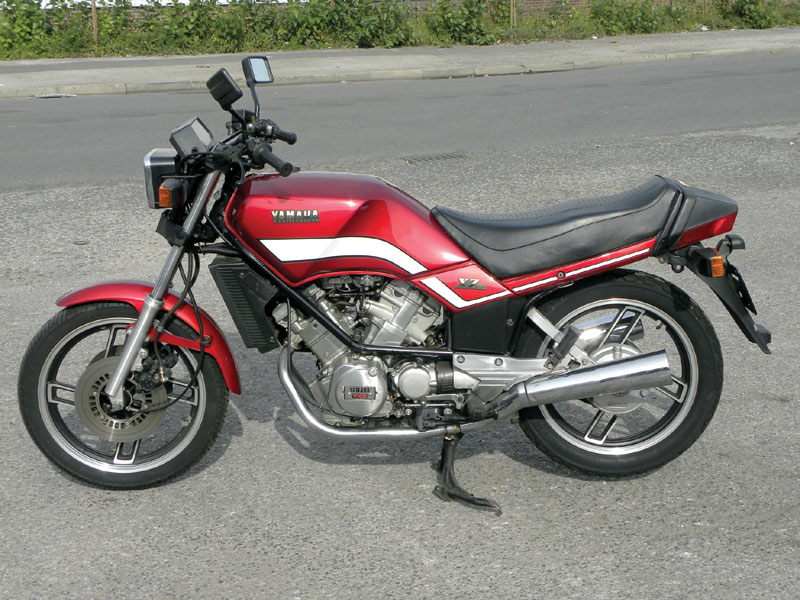 Lot 8 - 1984 Yamaha XZ550 Lot 8 - 1984 Yamaha XZ550