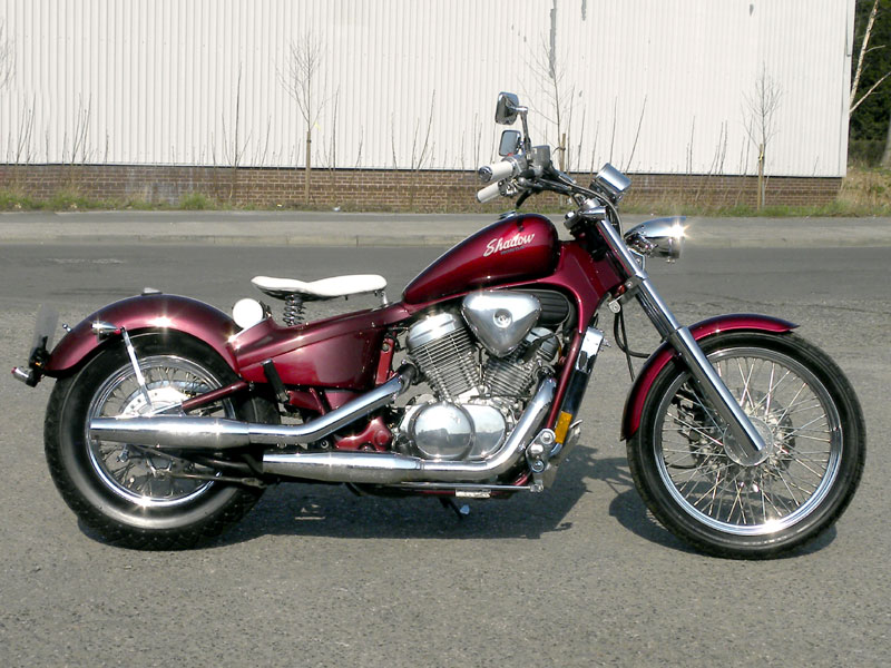 Lot 3 - 1987 Honda VT600C