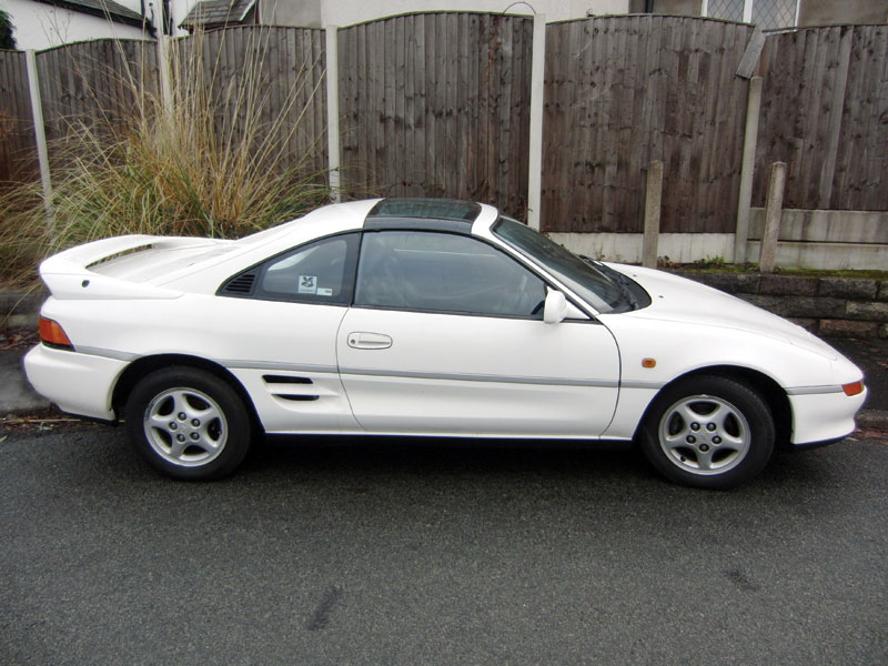 Lot 53 - 1992 Toyota MR2 GT