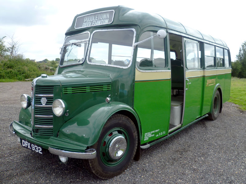 Lot 20 - 1949 Bedford OB Coach