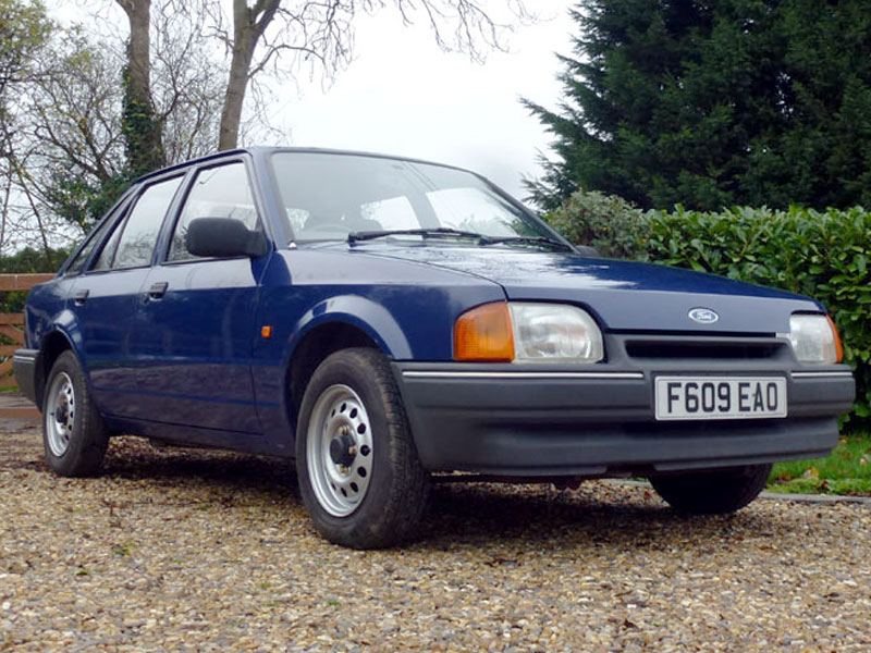 Lot 3 - 1988 Ford Escort 1.3 Popular