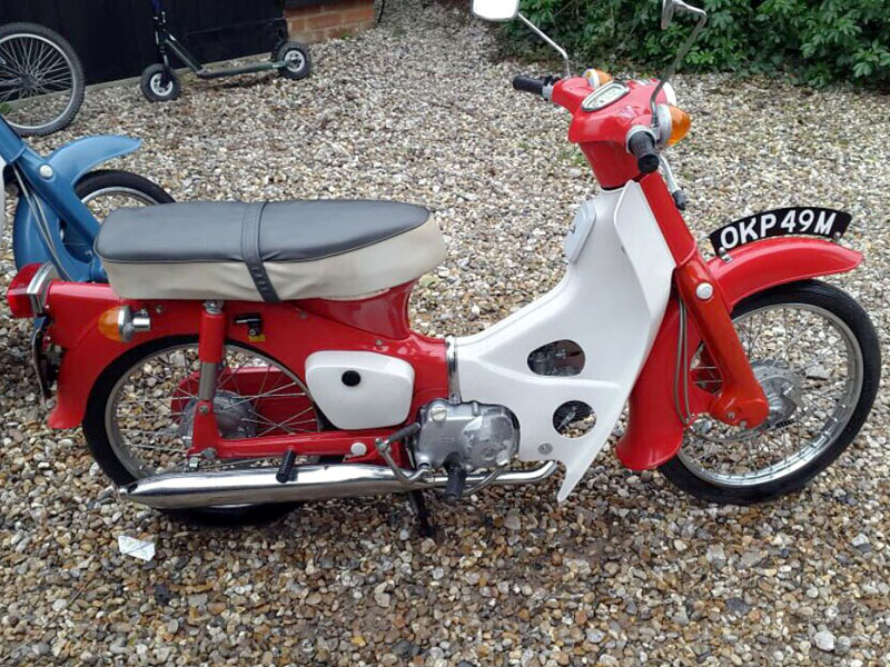 Lot 33 - 1973 Honda C50