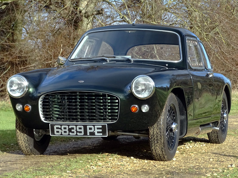 Lot 31 - 1958 Tojeiro-Climax Coupe