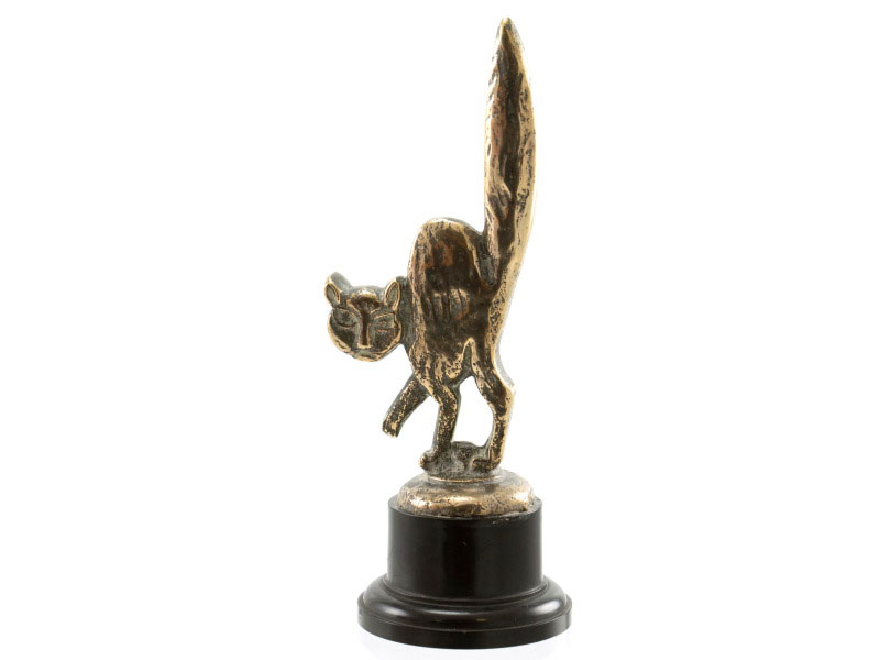 Lot 21 - 'Angry Cat' Accessory Mascot