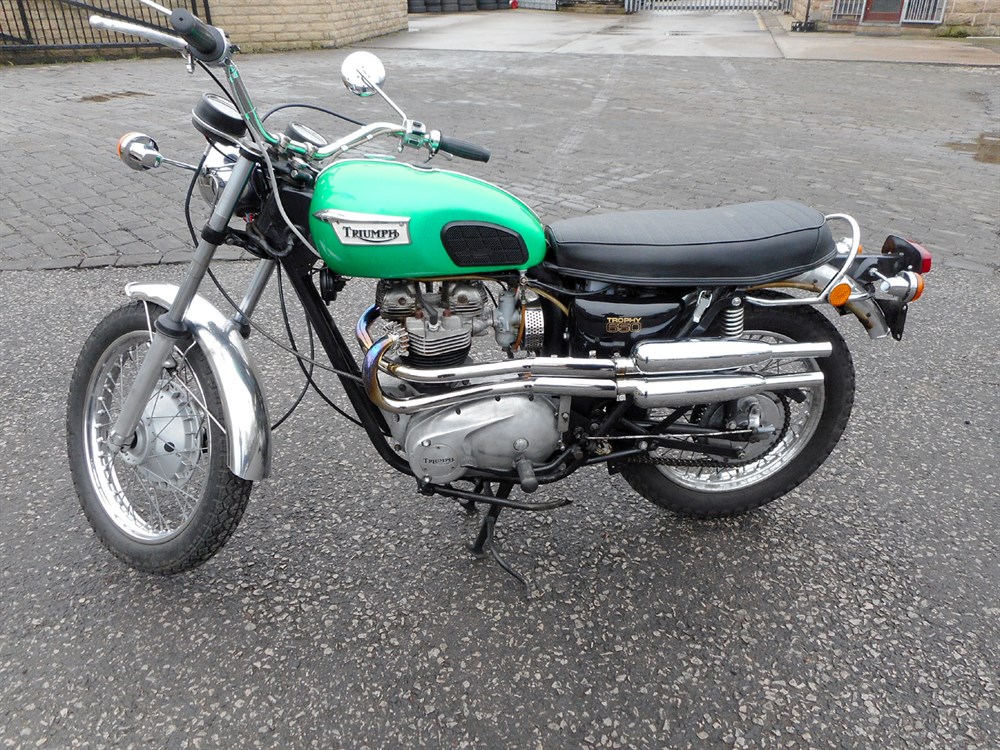Lot 60 - 1971 Triumph TR6C Trophy