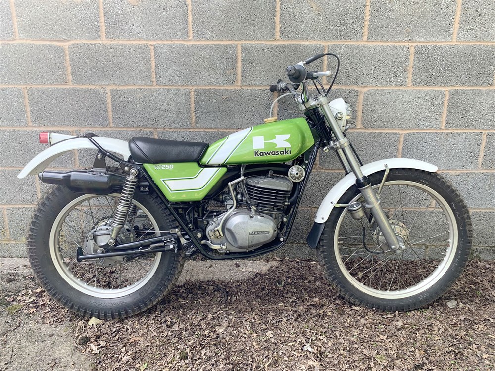 Lot 137 - 1976 Kawasaki KT250 A2