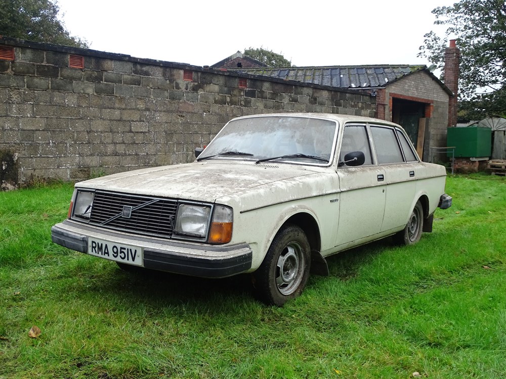 Lot 91 - 1980 Volvo 244 DL