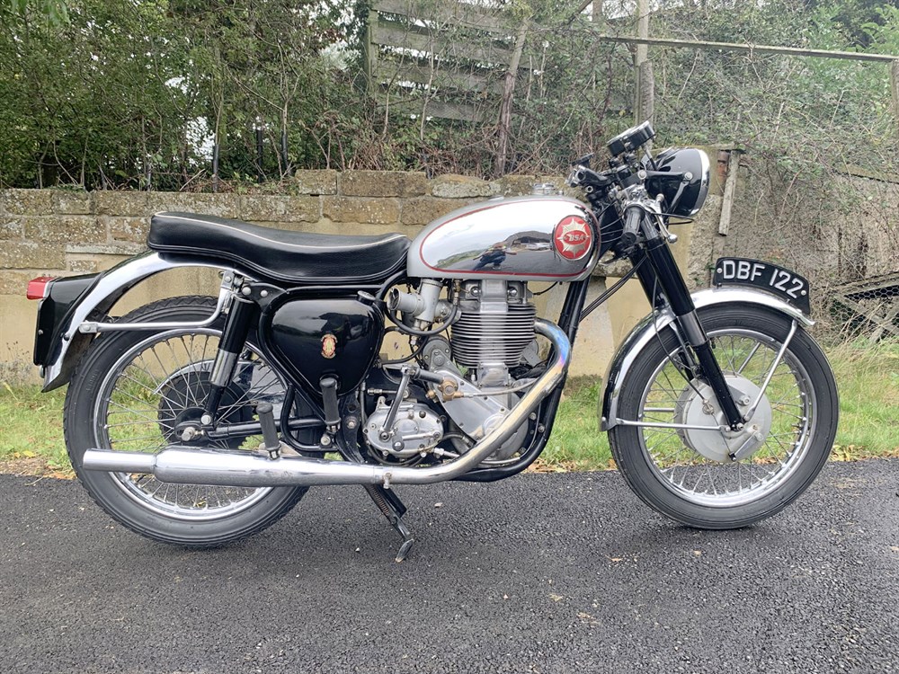 Lot 49 - 1960 BSA DBD34 Gold Star Clubman