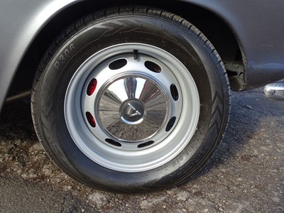 Lot 34 - 1966 Volvo P1800 S