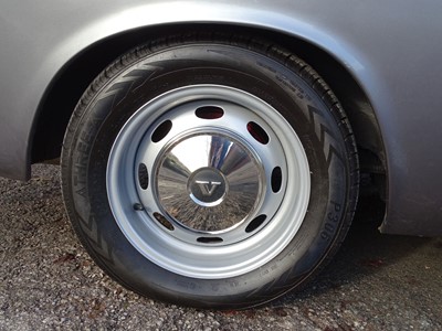 Lot 34 - 1966 Volvo P1800 S