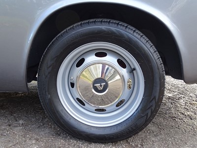 Lot 34 - 1966 Volvo P1800 S