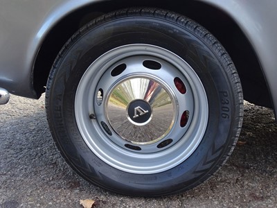 Lot 34 - 1966 Volvo P1800 S