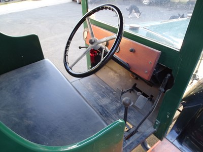 Lot 40 - 1927 Bean Flatbed Truck